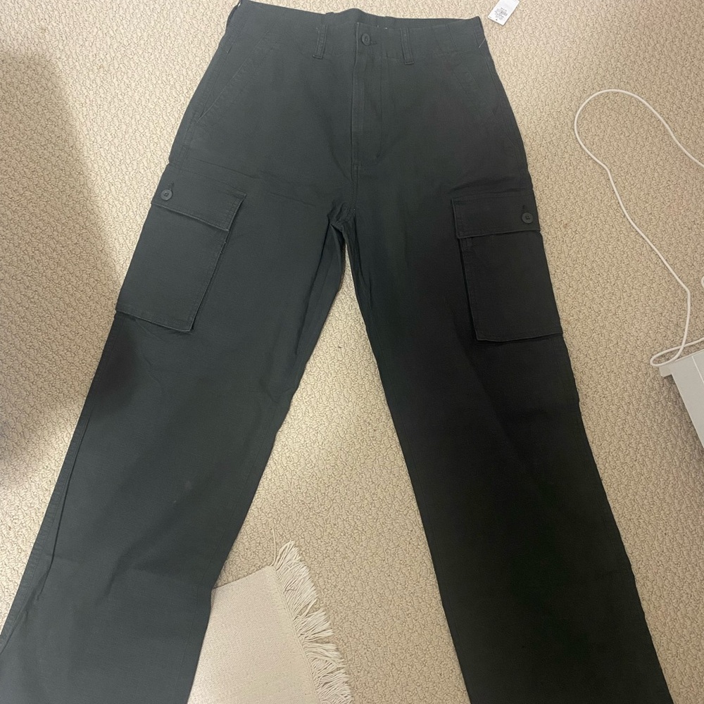 old navy men’s cargo pants!